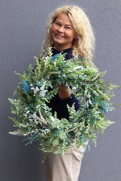 Evergreen, zielony wianek dekoracyjny z ostem, śr.48cm