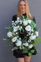 Biały Dom, wianek komunijny z białych kwiatów, śr.46cm