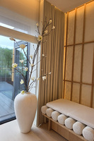 Magnolia Real, gałązka sztuczna na drewnie