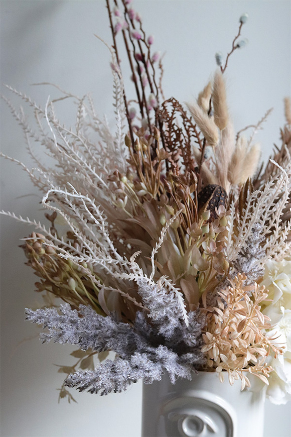 Boho Cream Personal, kompozycja kwiatowa w wazonie	