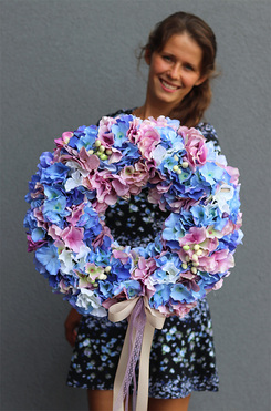 Gesiana Nuova, niebiesko-różowy wianek z hortensjami, śr.41cm 