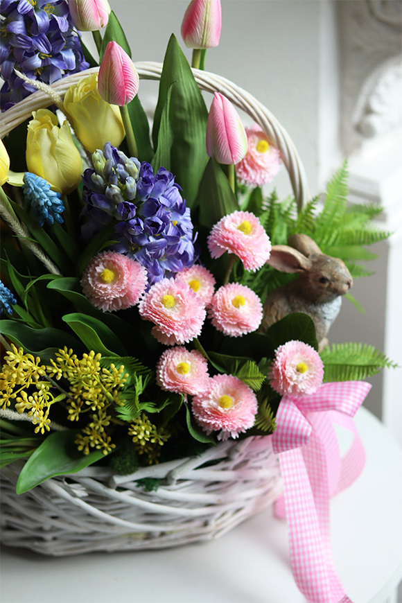 Pastellina, wiosenny kosz pełen kwiatów