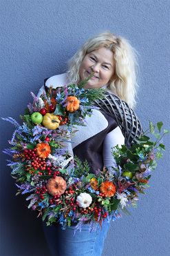 Poranna Refina 2, jesienny wianek z dyniami, rozp.60cm 