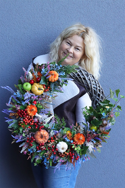 Poranna Refina, jesienny wianek z dyniami