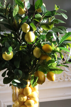 Sicilia Lemon, kompozycja kwiatowa w wazonie, wys.87cm