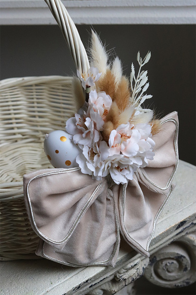 Kokarda Creama, dwustronnie dekorowany koszyczek wielkanocny