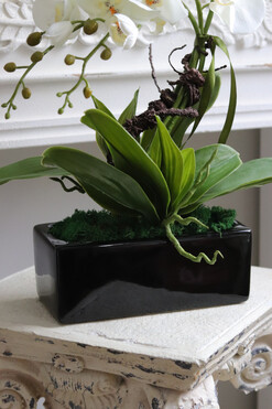 Banerra Leas, sztuczny storczyk w prostokątnej donicy, wys.58cm