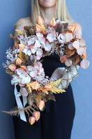 Beżowa Mgła, asymetryczny wianek z miechunką, śr.38cm