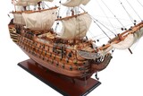 HMS Victory, ekskluzywny model żaglowca z rozwiniętymi żaglami