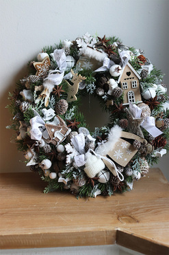 Nulira, zimowy wianek na drzwi w stylu skandynawskim, śr.30cm 