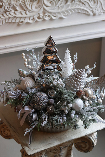 Frozen Forest, świąteczny stroik w srebrnej misie LED