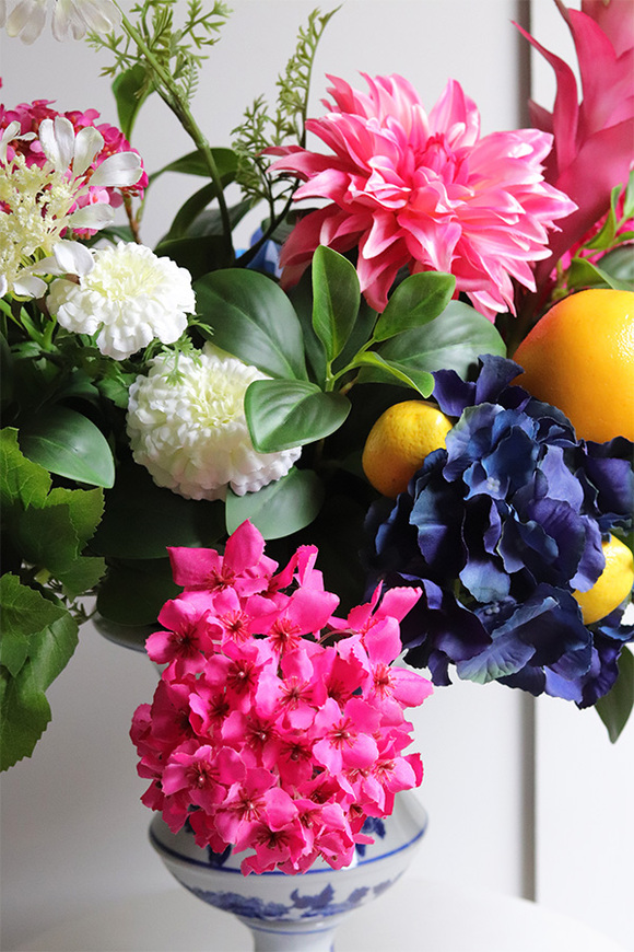 Mamma Mia!, kompozycja kwiatowa w pucharze	