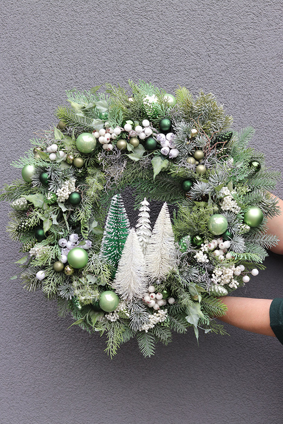 Forest in Winter, wianek bożonarodzeniowy z choinkami, śr.44cm 