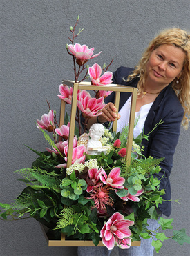 Assiano Tower, dekoracja nagrobna z aniołem, wym.82x54cm