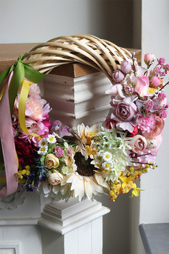 Joyfull Flowers, wiosenny wianek dekoracyjny, rozp.35cm