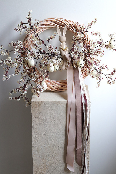 Zaczytana Bookbunny, wiosenny wianek z zajączkiem