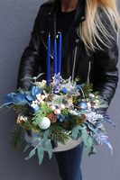 Blue Eveline Pompadour, świąteczny stroik LED