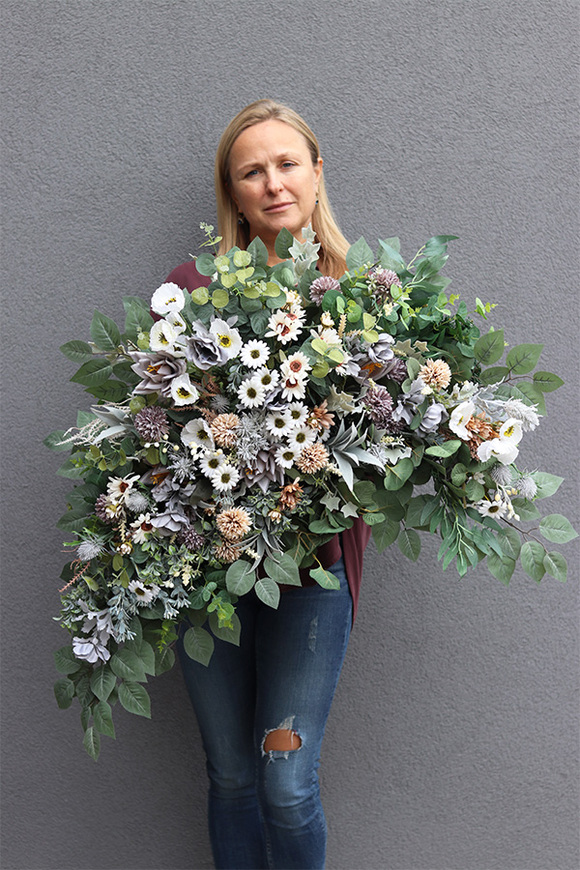 Szarotka, elegancka girlanda nagrobna