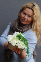 Heartino White, kompozycja nagrobna w kształcie serca