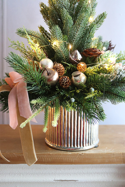 Pink Lady, realistyczna choinka świąteczna z przybraniem LED