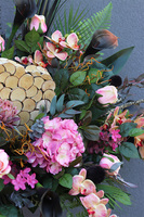 Big Dorissa, duża wiązanka nagrobna z kaliami