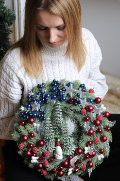 OD RĘKI  Santa in Alaska, świąteczny wianek dekoracyjny, śr.35cm