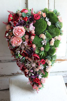 kompozycja nagrobna, Serce Rosalia, wym.17x50x33cm