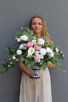 Roselissa Mamma Mia!, kompozycja kwiatowa w pucharze