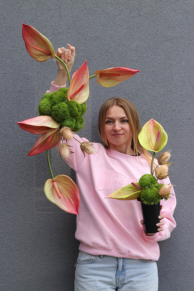 Clear Design Ramona, dekoracja nagrobna na płycie