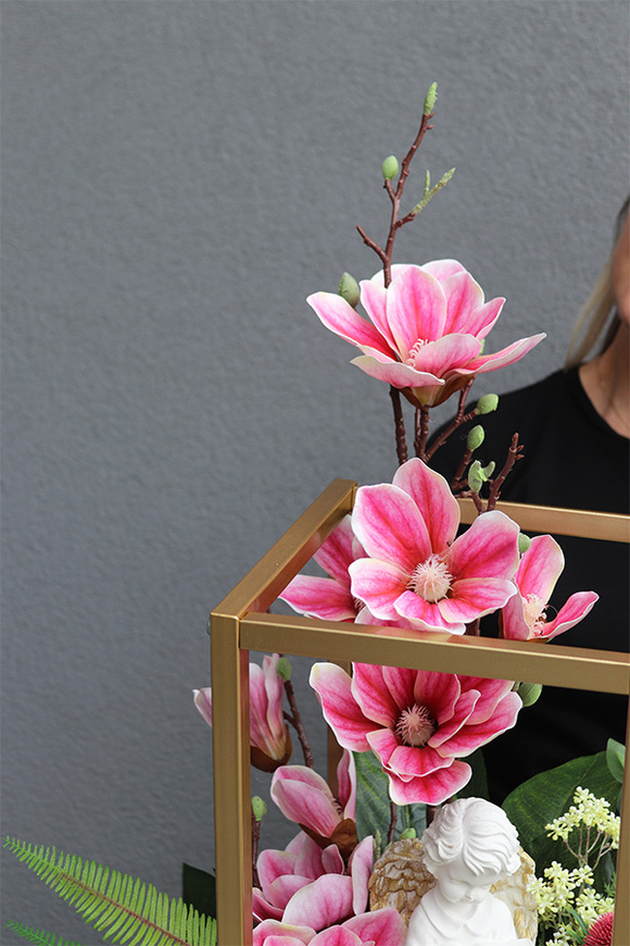 Assiano Tower, dekoracja nagrobna z aniołem, wym.82x54cm