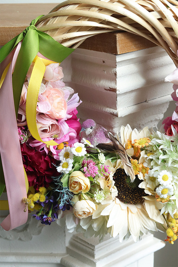 Joyfull Flowers, wiosenny wianek dekoracyjny