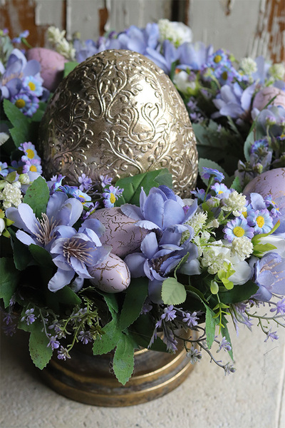 Lady Lilla, wielkanocny stroik na paterze