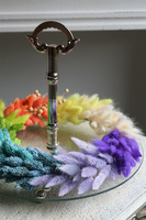 Tęczowy Susz Boho, stroik wielkanocny na paterze