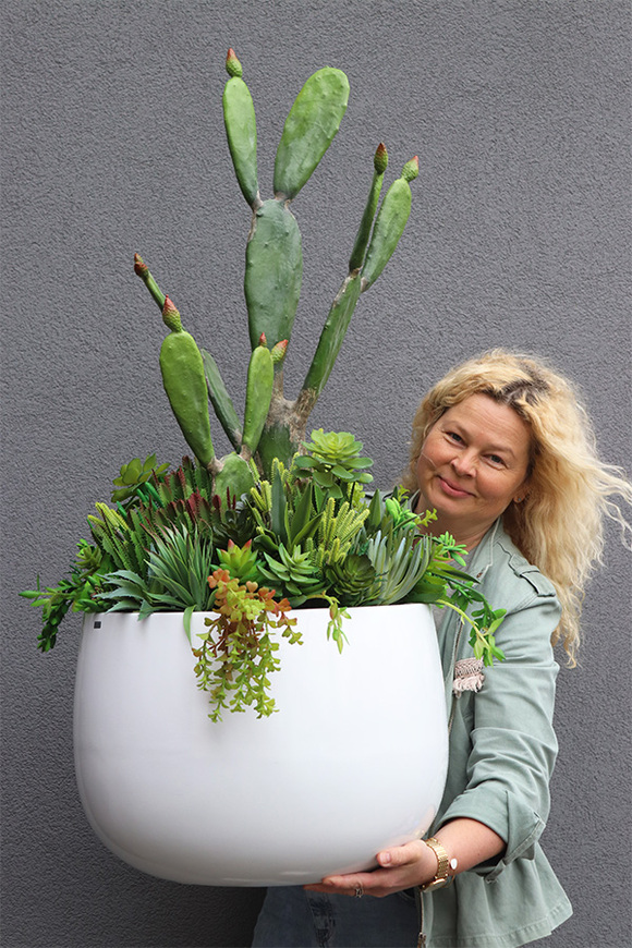 Desideria Cacti 3 Fiberglass, sukulenty z kaktusem w białej donicy