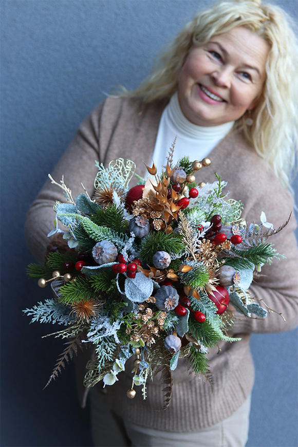 Gold Christmas, świąteczny stroik kompozycja w złotym wazonie