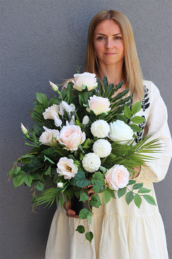 Biała Promesa, bukiet nagrobny we wkładzie, dł.50cm