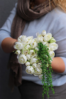 Heartino White, kompozycja nagrobna w kształcie serca