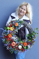 Poranna Refina, jesienny wianek z dyniami	