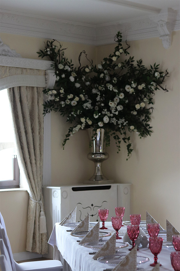 Biały Dworek Saute B, kompozycja kwiatowa do Twojej donicy