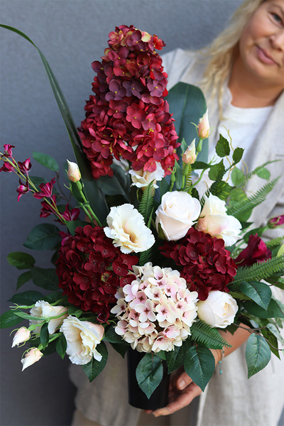 Burgundia 2, bukiet nagrobny we wkładzie do wazonu