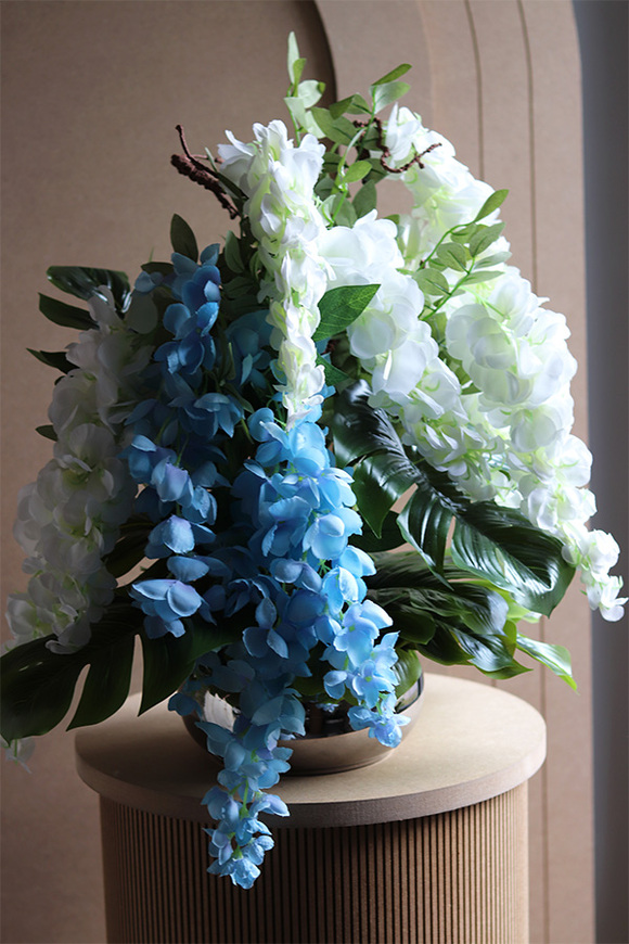 Wisteria Blue kompozycja trójstronna w misie