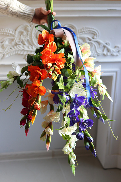 Mieczyki Summer, bukiet nagrobny do położenia