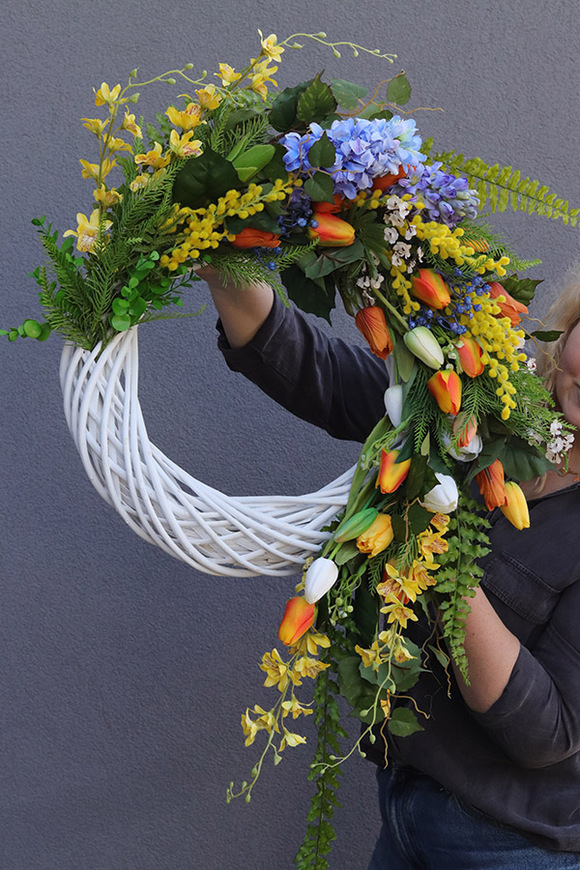 Tulipanowe Sny, asymetryczny wianek wiosenny