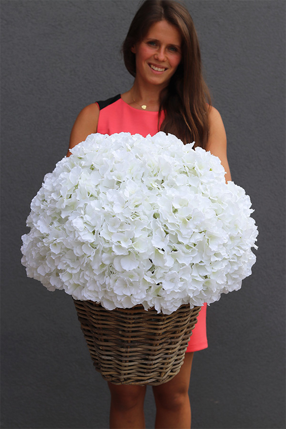 White Provance XL, bogaty kosz z hortensjami, wys.59cm