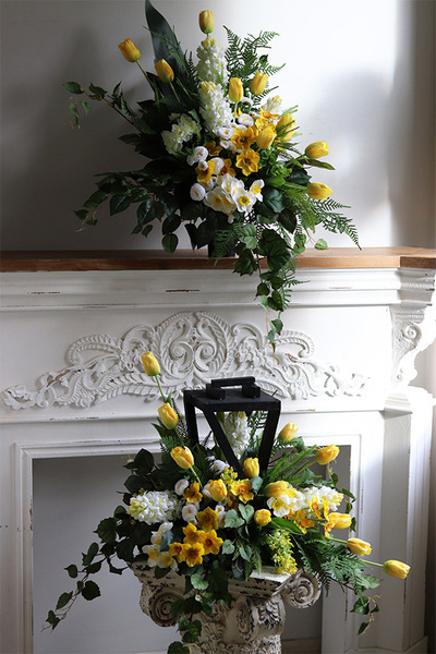 Angelo Floresa Amira, komplet dekoracji nagrobnych