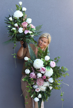 Nelema Luttea, bukiet nagrobny we wkładzie do wazonu, dł.69cm