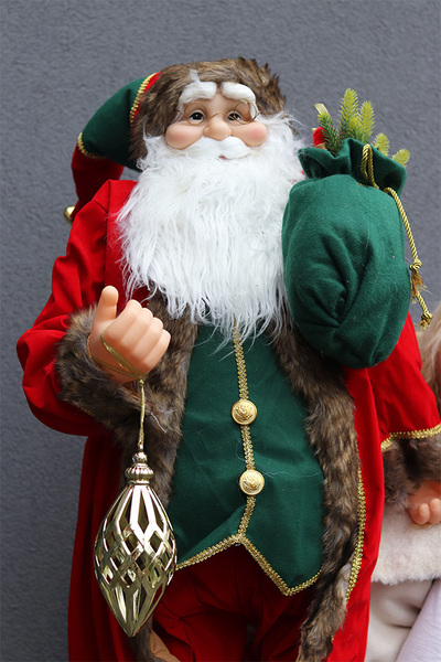 bożonarodzeniowa figurka miękki stojący Mikołaj