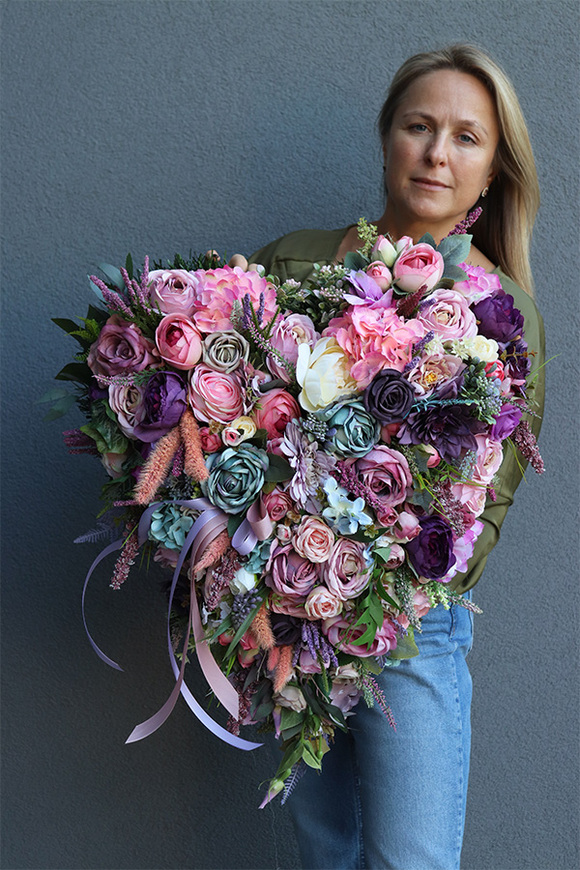 Delania Serenada, komplet dekoracji nagrobnych