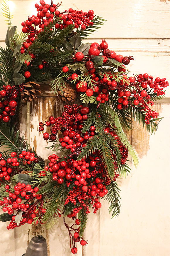 Czerwone Święta, wianek z dzwonkami