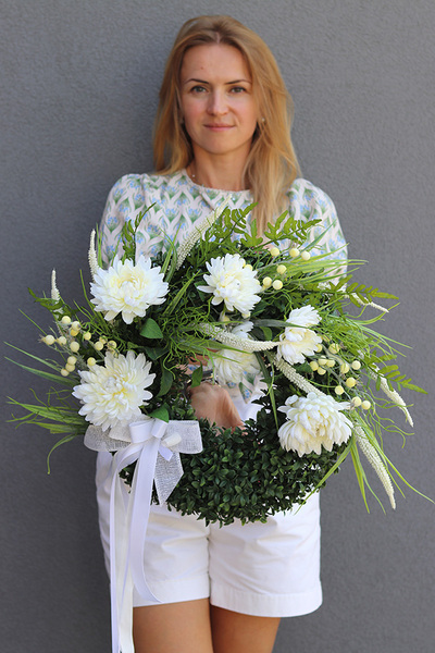 White Sadness, wieniec nagrobny, wym.50cm